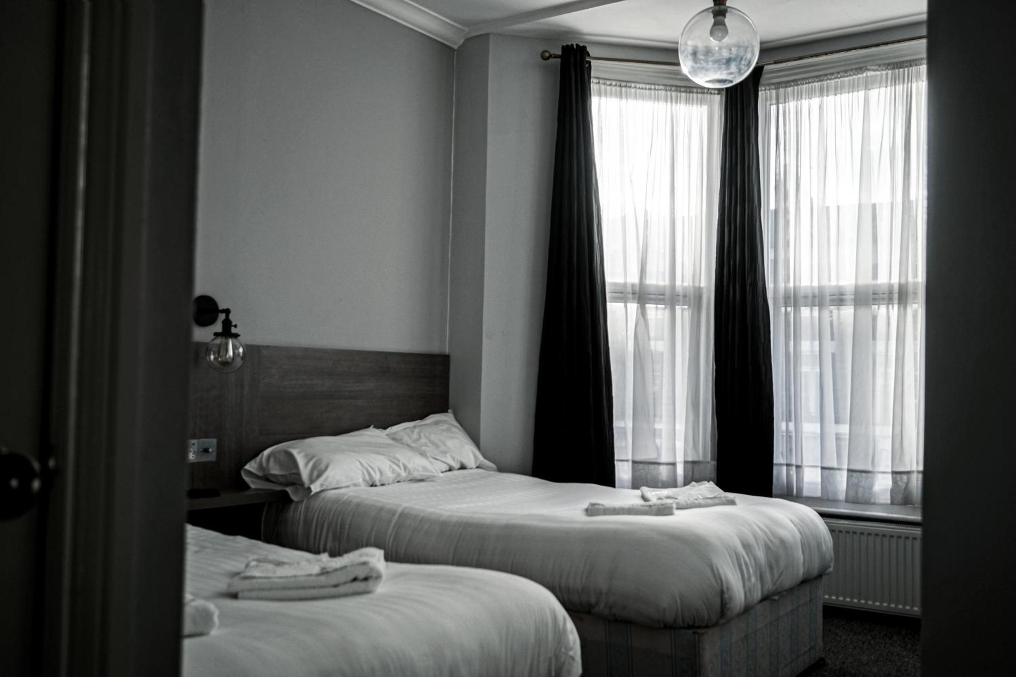 Plaza Hotel Londýn Pokoj fotografie
